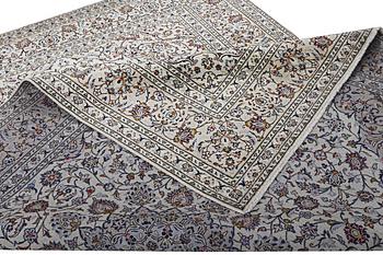 Matta, Keshan, ca. 355 x 243 cm.