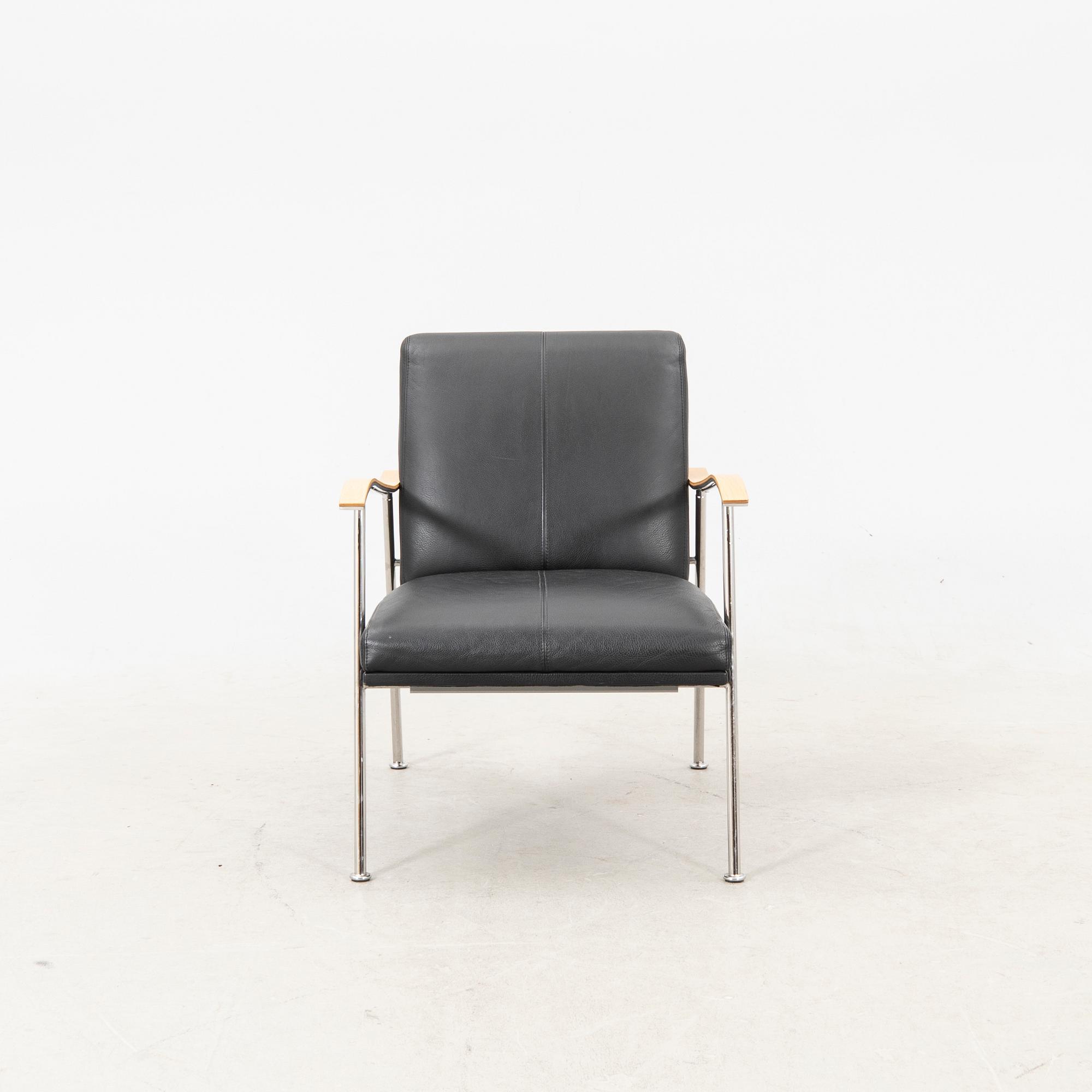 A 'Sahara' leather upholstered easy chair by Gunilla Allard for Lammhults.