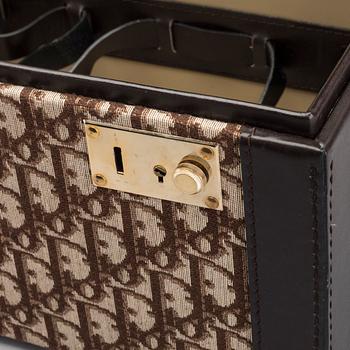 CHRISTIAN DIOR, beauty box.
