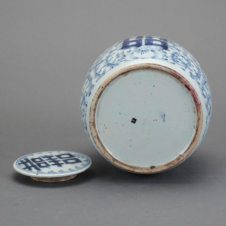 LOCKBOJAN, porslin, Kina, sent 1800-tal.