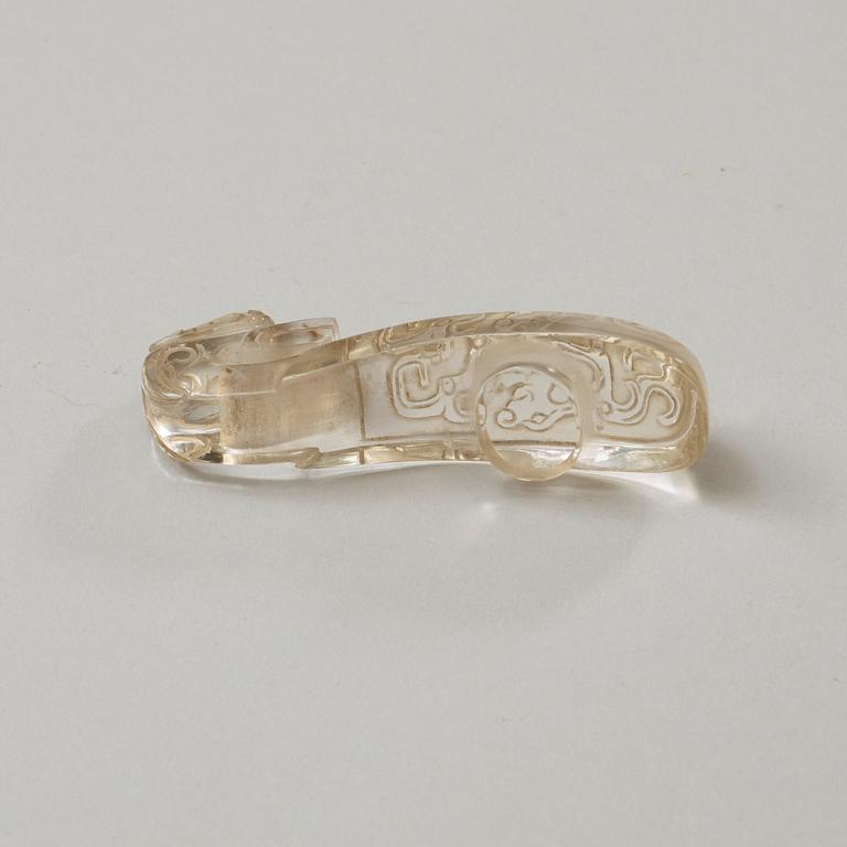 A rock chrystal belt hook, China.