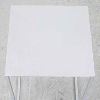 Piero Lissoni, coffee table, "Note", Cassina, Italy.