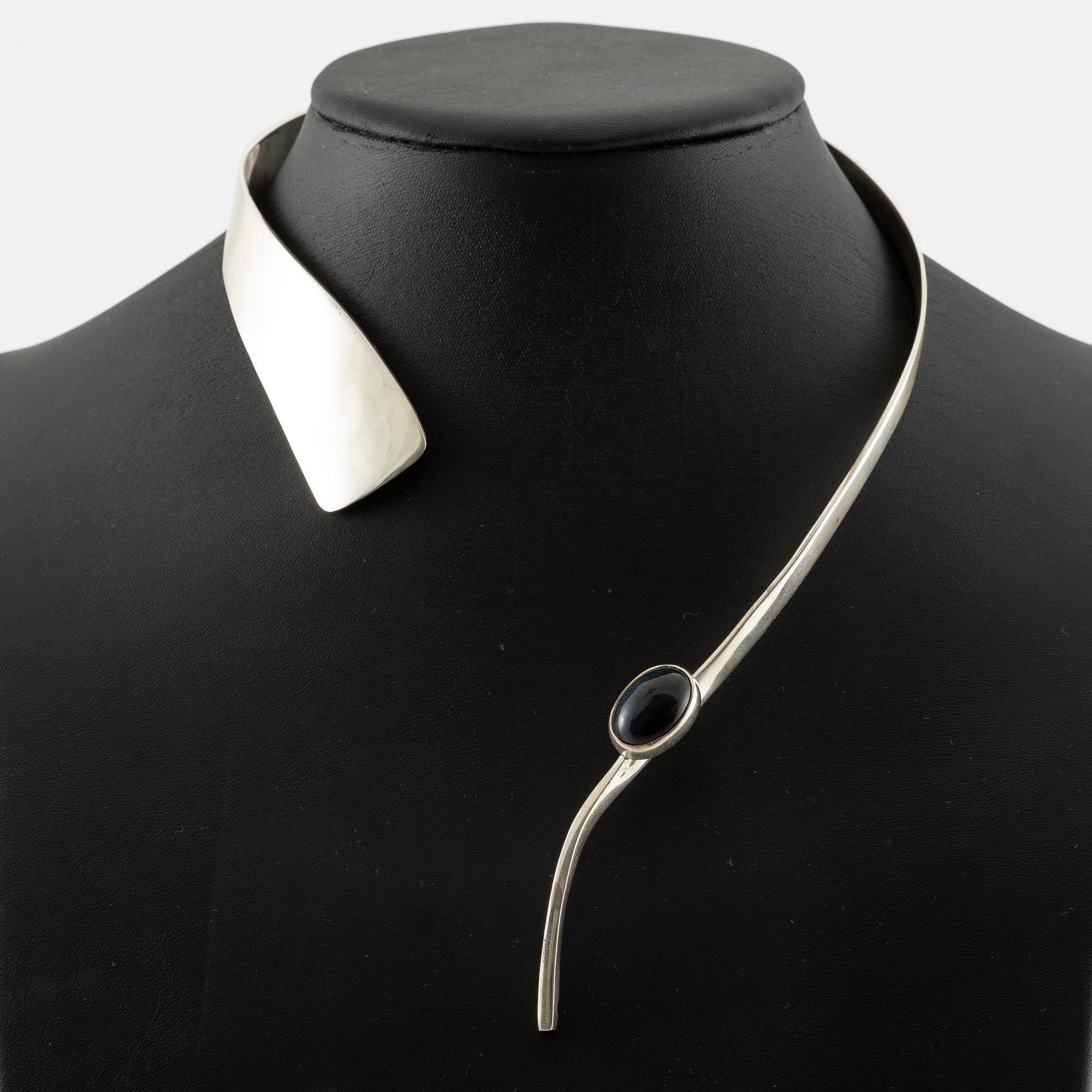 Staffan Hallberg, halscollier, silver.