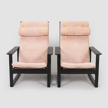 Børge Mogensen, armchairs, a pair model 2254, "Highback Easy Chair"/"Släden",  Fredericia Stolefabrik, Denmark.