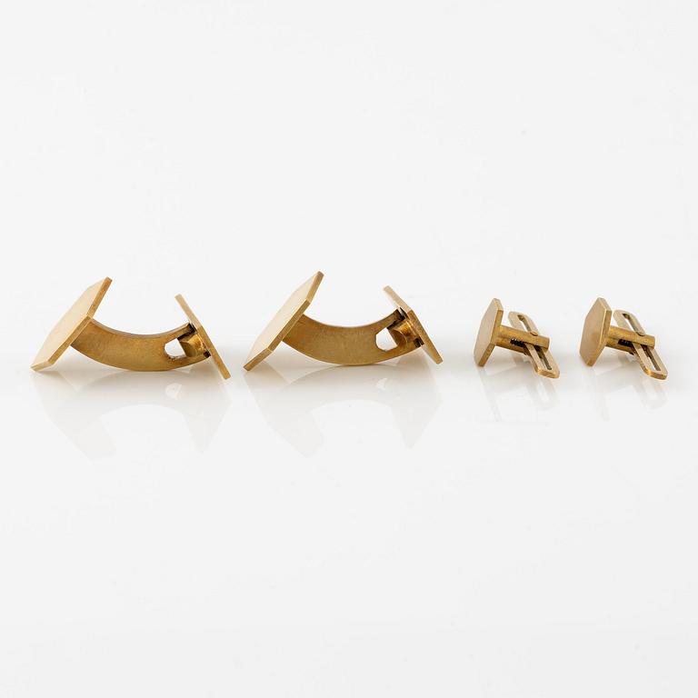 Wiwen Nilsson, a pair of cufflinks and a pair of shirt buttons, 18K gold, Lund 1959.