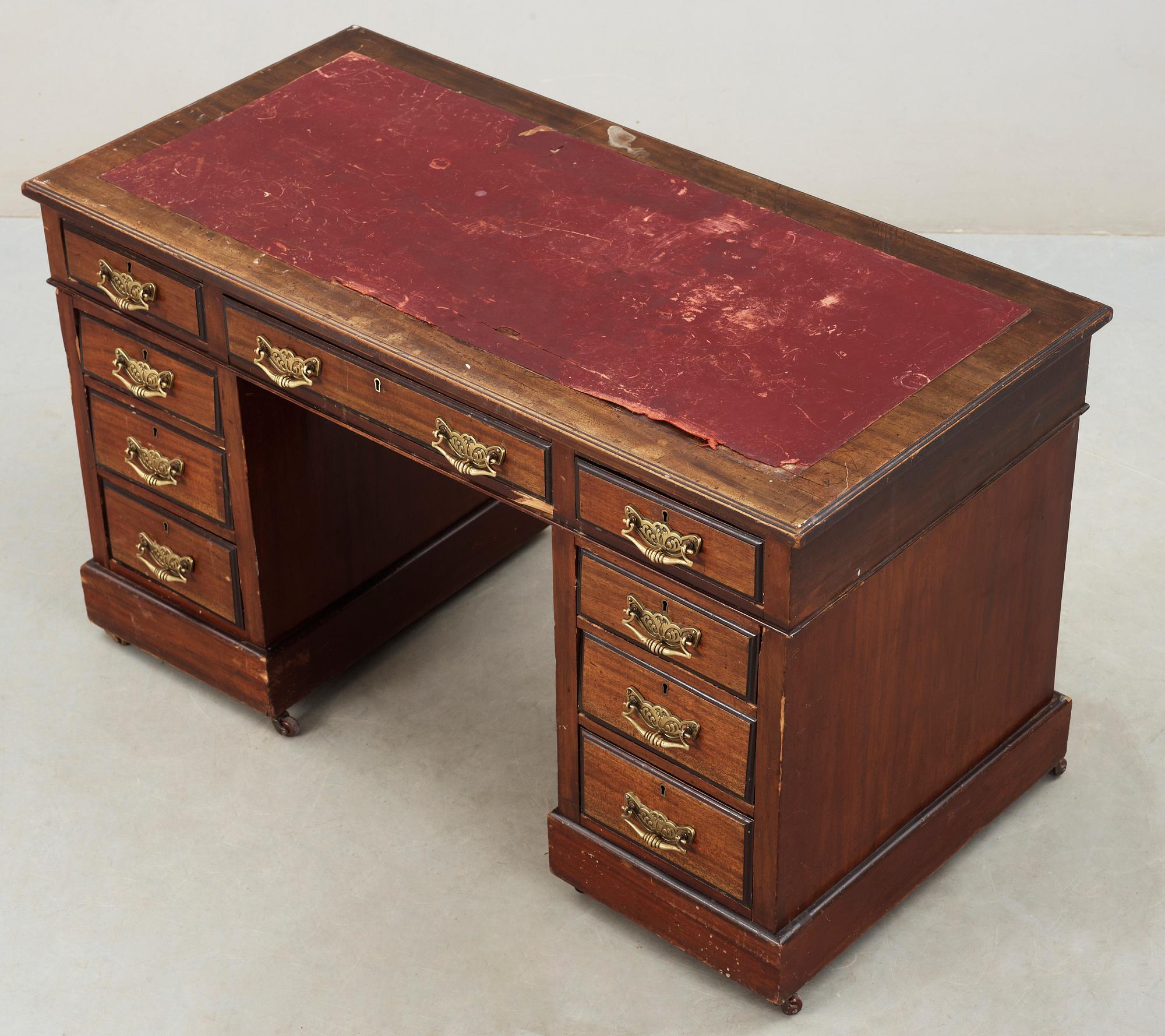 SKRIVBORD, England, 1800-tal.