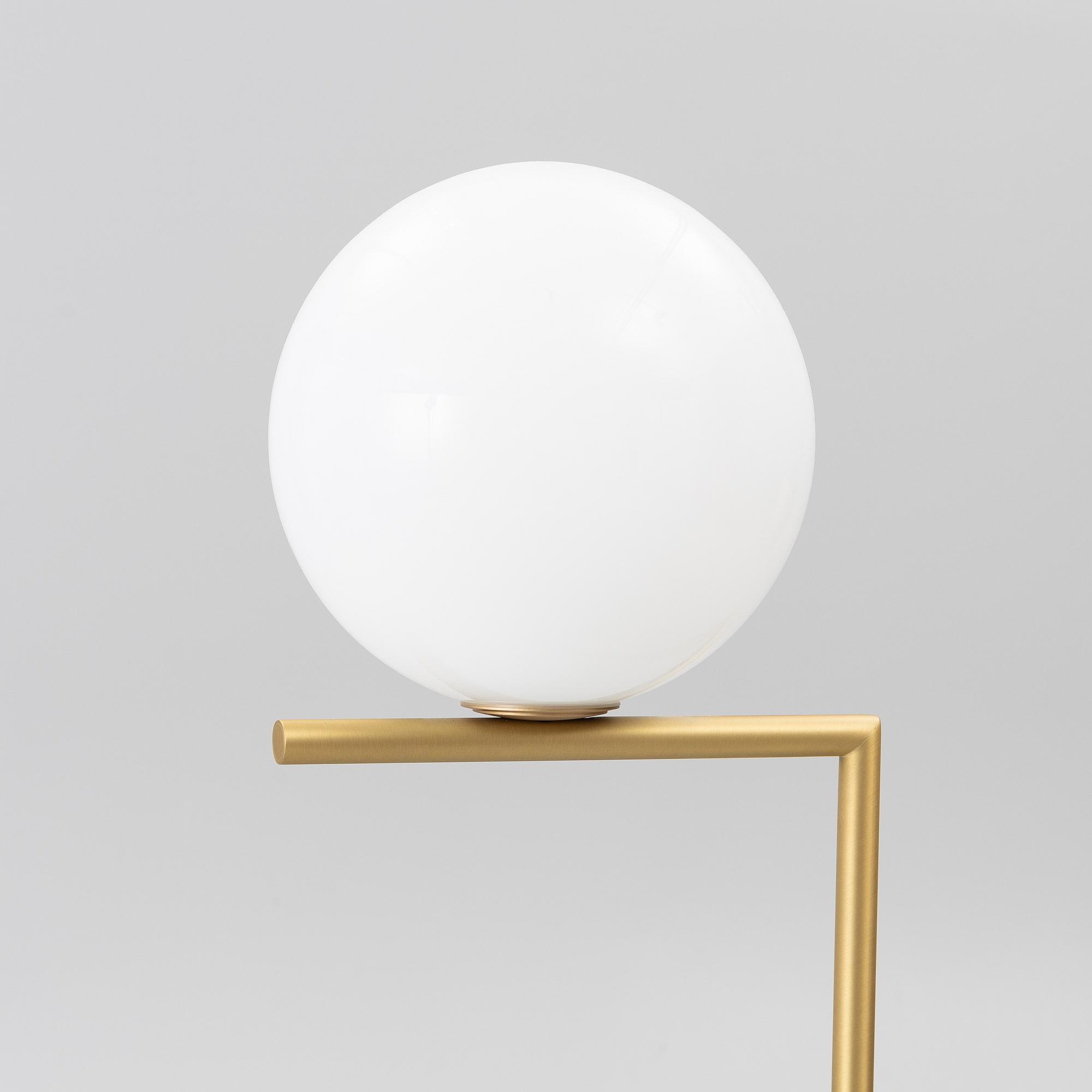 Michael Anastassiades, Floor lamp, IC Lights F1, Flos, Italy.