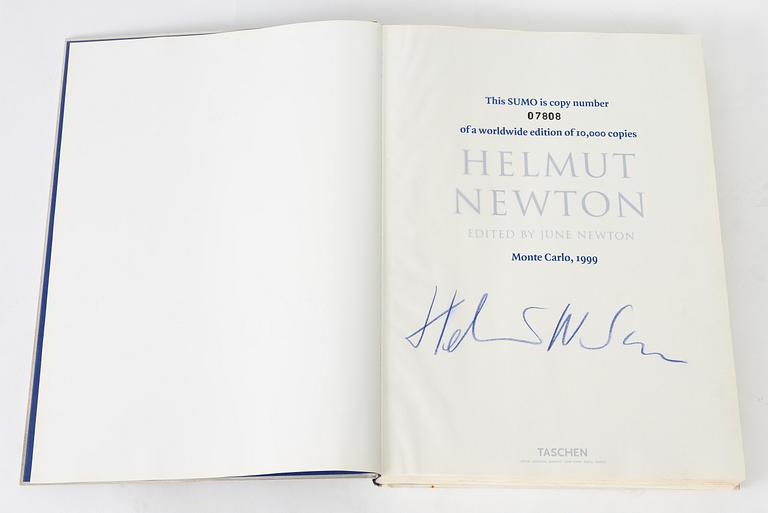 Helmut Newton, "SUMO", 1999.