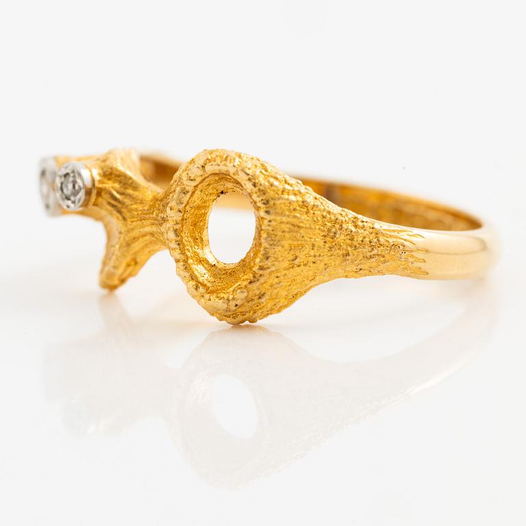 Björn Weckström, Ring in 18K gold set with octagon-cut diamonds, Finland 1976. For Lapponia.
