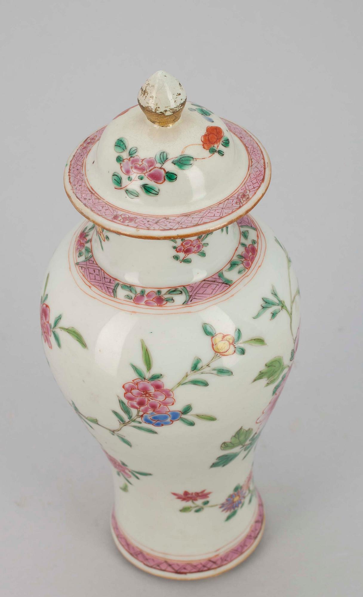 LOCKURNA, porslin, Qianlong, Kina 1700-tal.