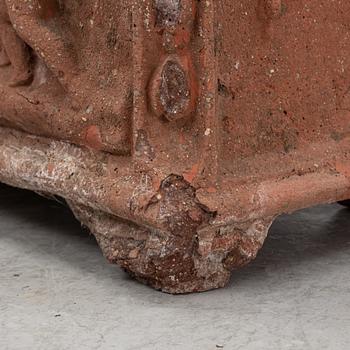 A pair of terracotta garden pots, 20th/21st Century.