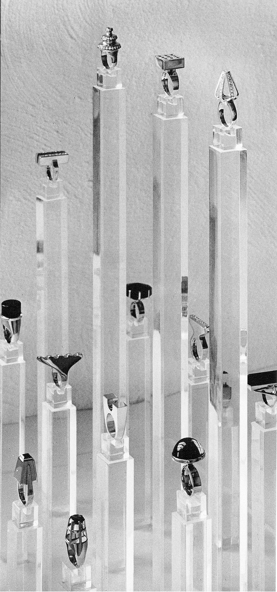 Sigurd Persson, ring, 18K vitguld med rökkvarts, Stockholm 1963.