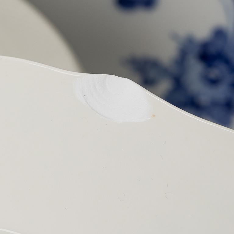 Royal Copenhagen, dinner service, 37 pieces, "Blue Flower", Denmark.