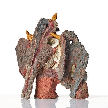 Tyra Lundgren, a stoneware sculpture of birds, own studio, Bredkvie, Sweden, 1969.