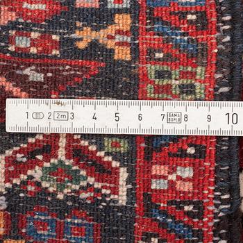 GALLERIMATTA, Old Karadja, ca 382 x 142 cm.