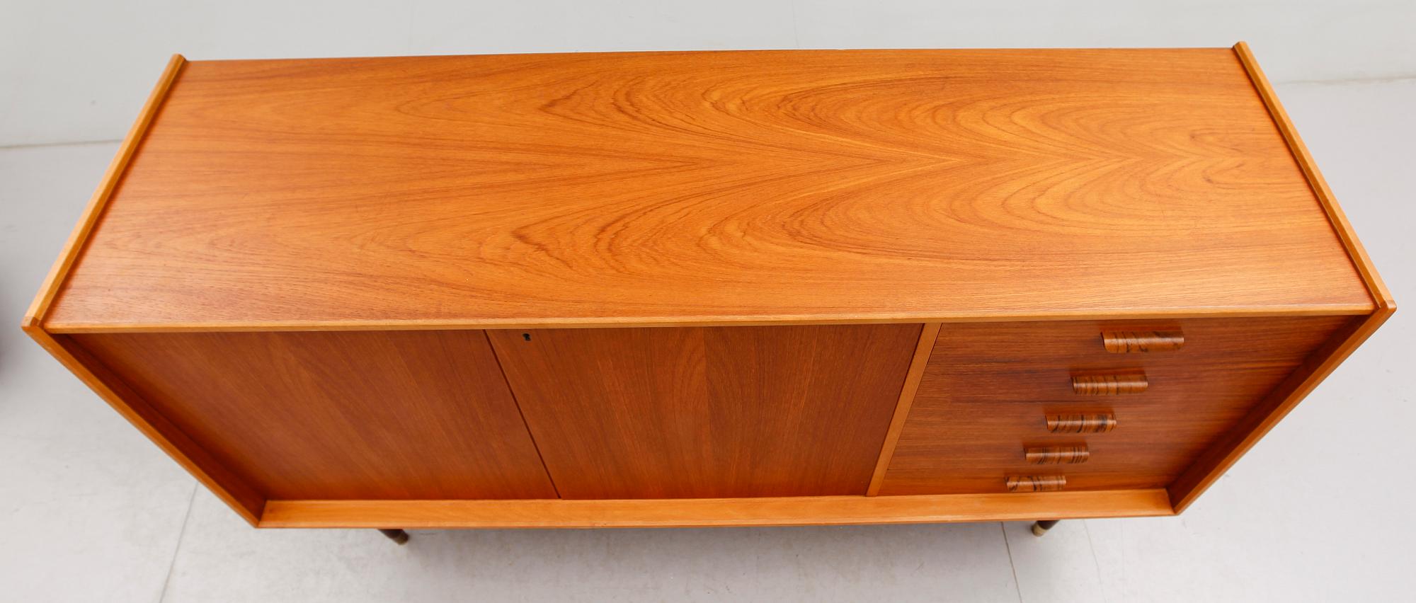 SIDEBOARD, 1900-talets andra hälft.