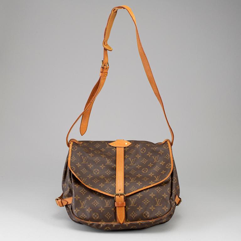 LOUIS VUITTON, 'Saumur 35'.