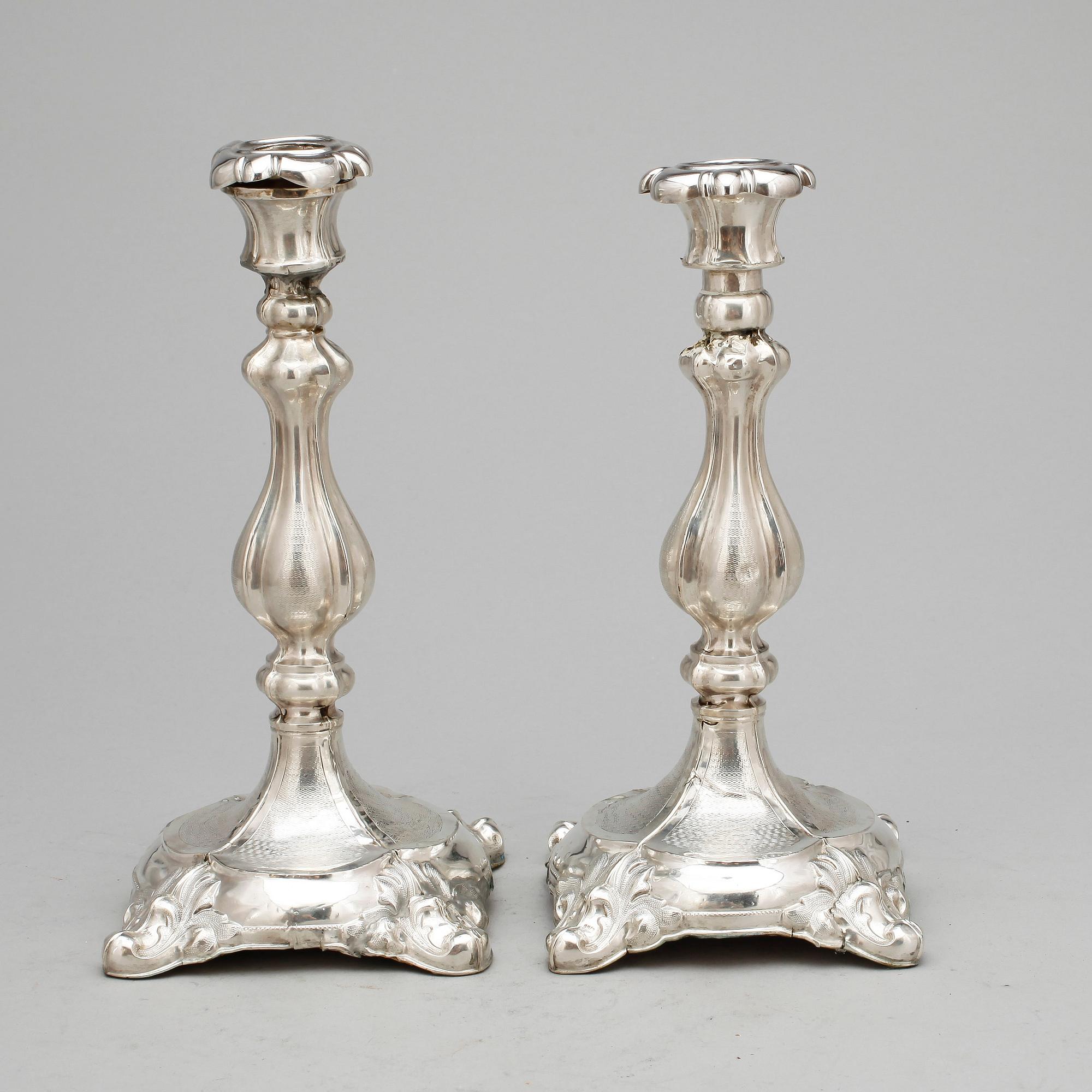LJUSSTAKAR, ett par, silver, Möllenborg, Stockholm, 1871.