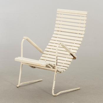 A GARDEN EASY CHAIR FROM BJÖRUM.