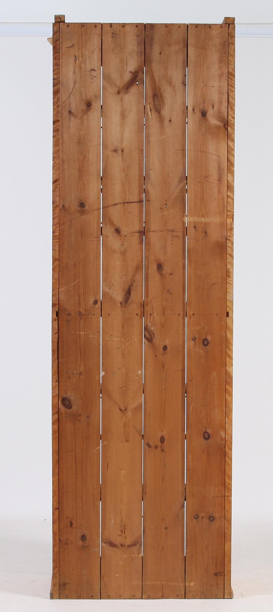 BOKSKÅP, 1800-talets första hälft.