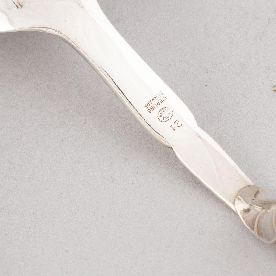 Georg Jensen, saltkar och småskedar, 6 st, sterling silver, Köpenhamn, 1900-talets mitt.