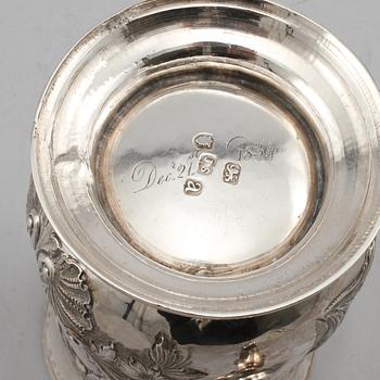MUGG, silver, London, England, 1816, vikt 380 gram.