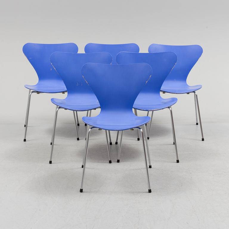 ARNE JACOBSEN, STOLAR, 6 st, "Sjuan". Märkta, Fritz Hansen, Danmark. 1980-tal.