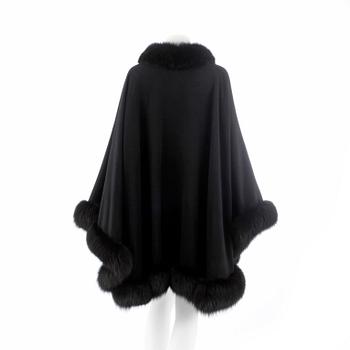 CAPE, black cashmere and fox.