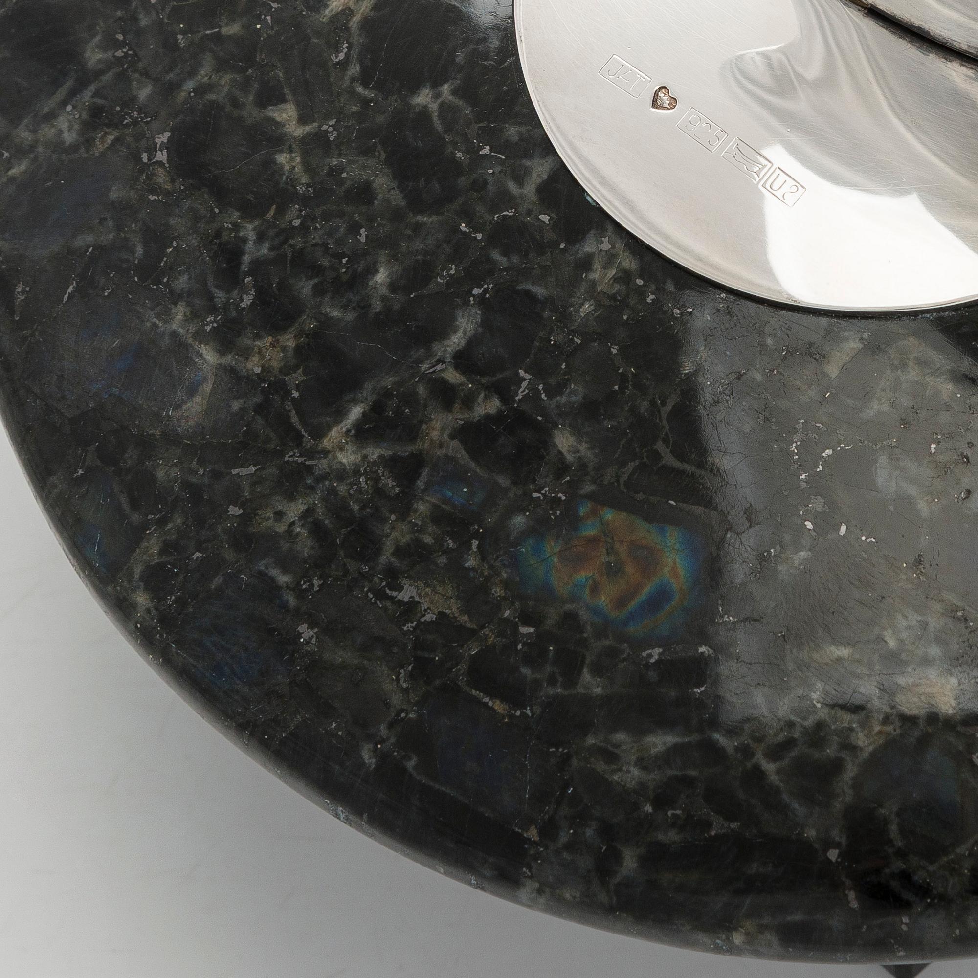 Väinö Lätti, "Palava pensas".