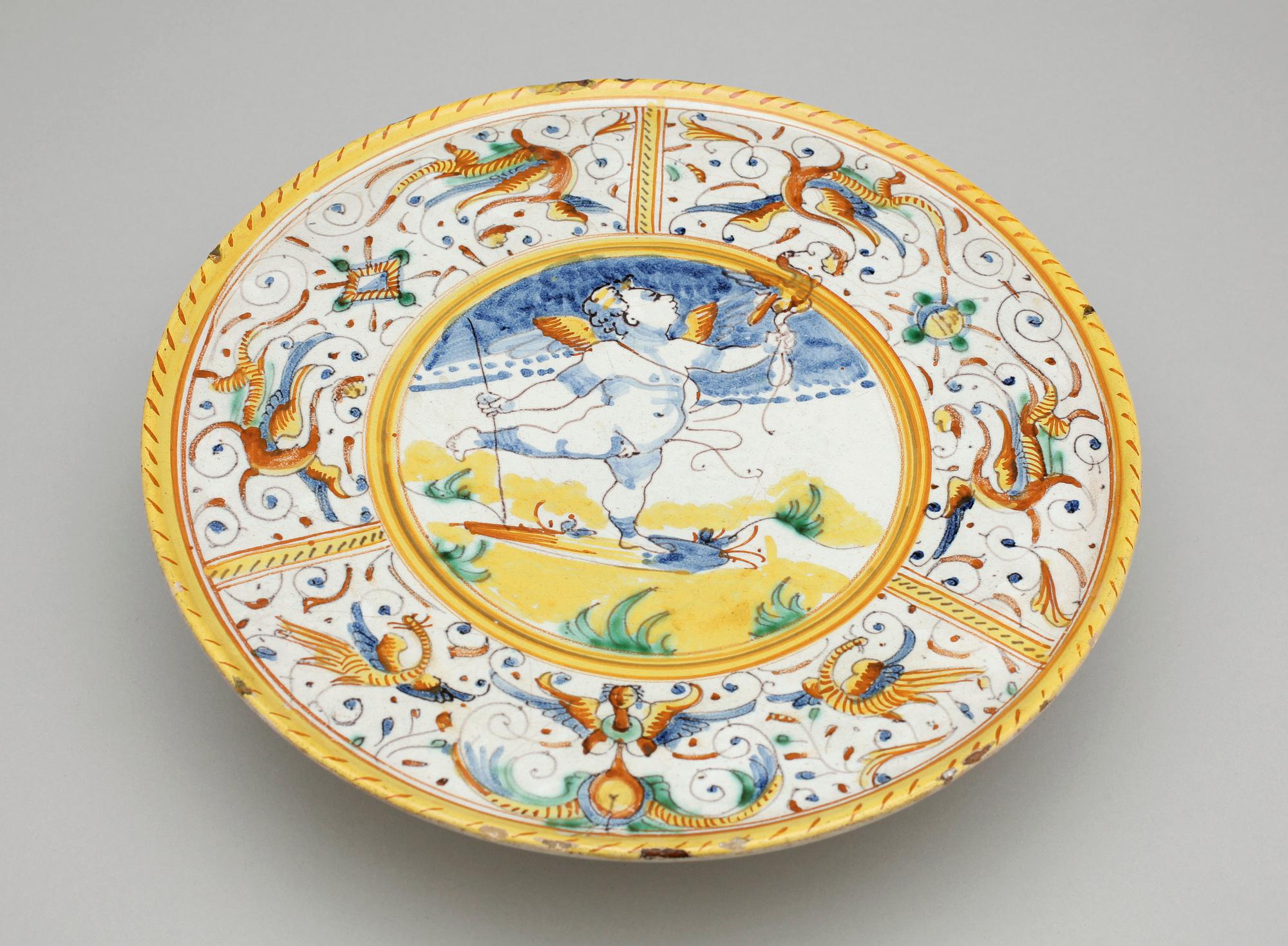 FAT PÅ FOT, fajans, troligen Italien, 1800-tal.