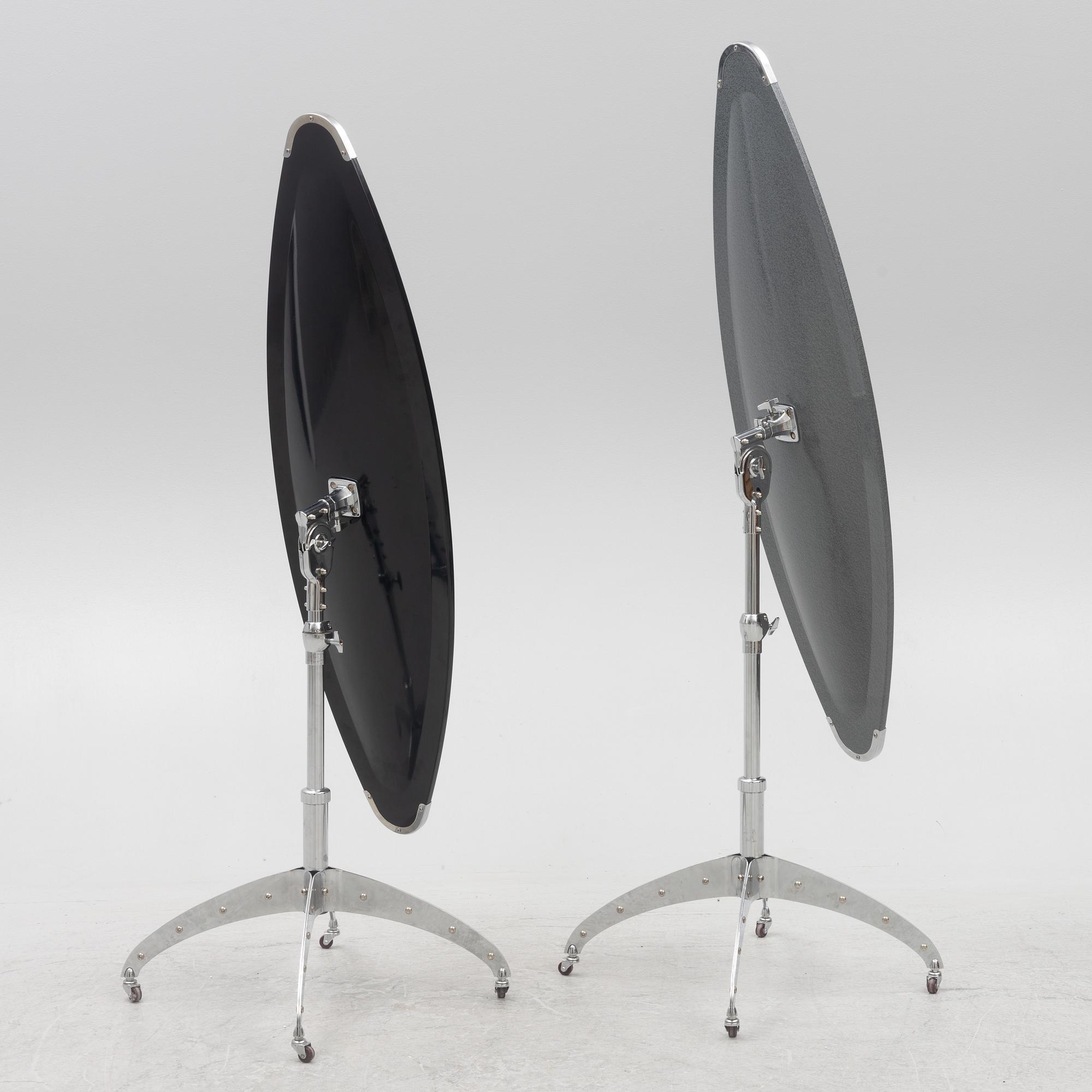 Yasu Sasamoto, floor mirrors, a pair, Dulton.