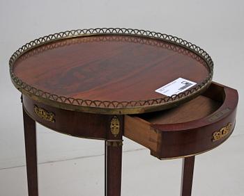 SALONGSBORD, empirestil, 1900-tal.
