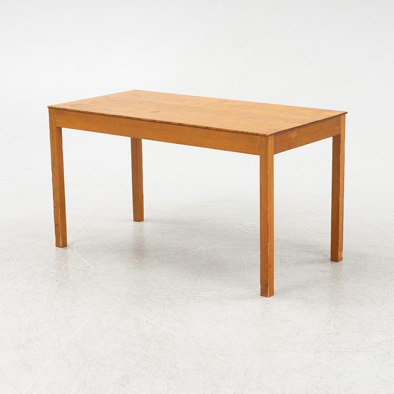 Stig Lönngren, a 1950's pinewood coffee table.