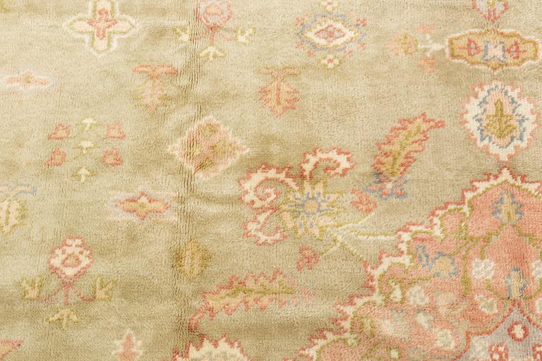 Matta, antik/semiantik Smyrna, ca 445 x 327 cm.