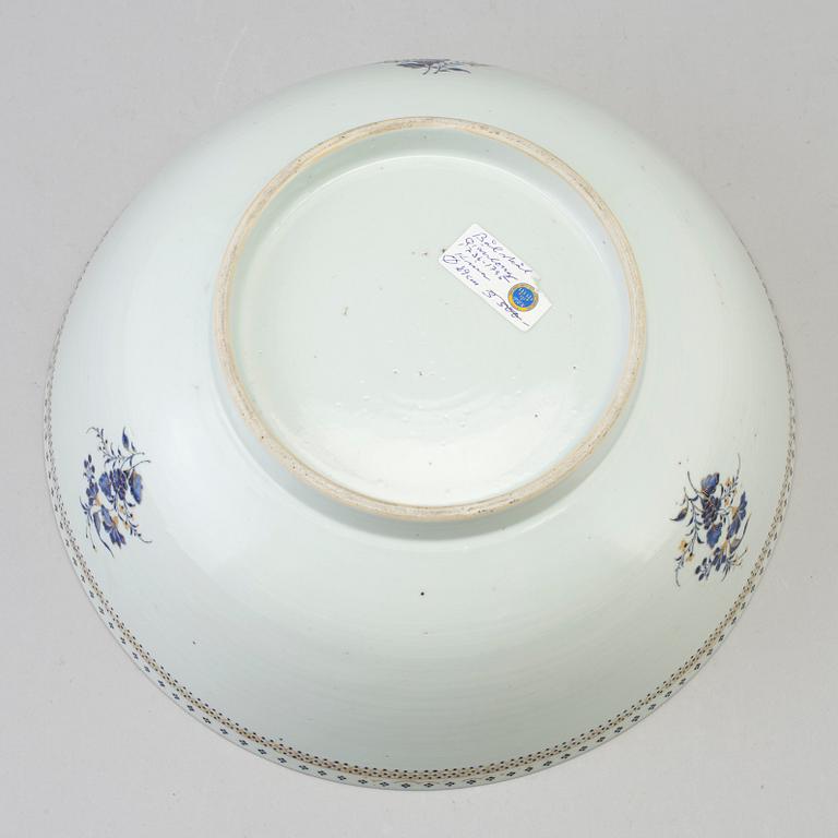 BÅLSKÅL, porslin, Kina, Qianlong 1736-1795.