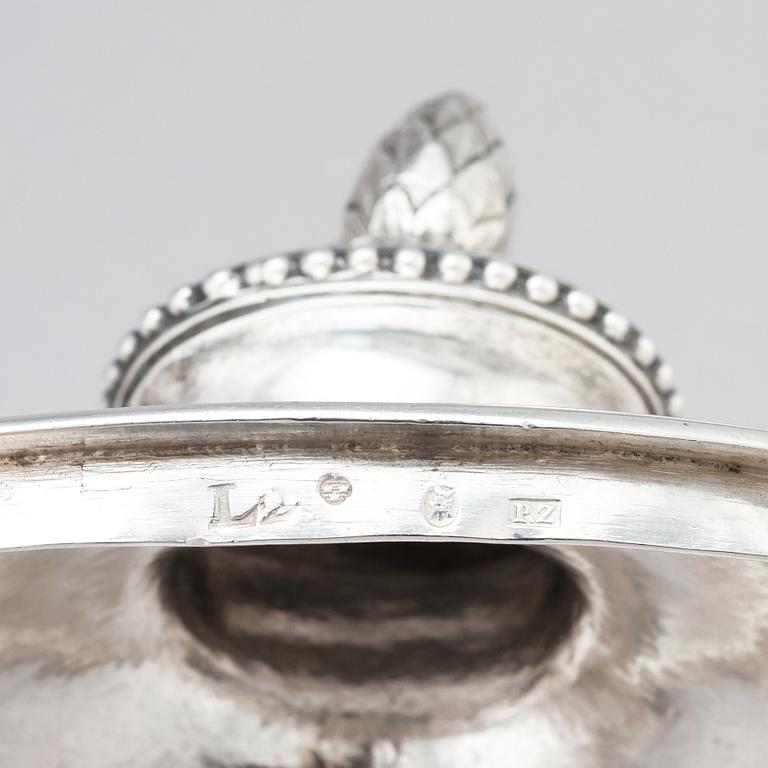 A Swedish Gustavian 18th century silver sugar-bowl with lid, marks of Pehr Zethelius, Stockholm 1793.