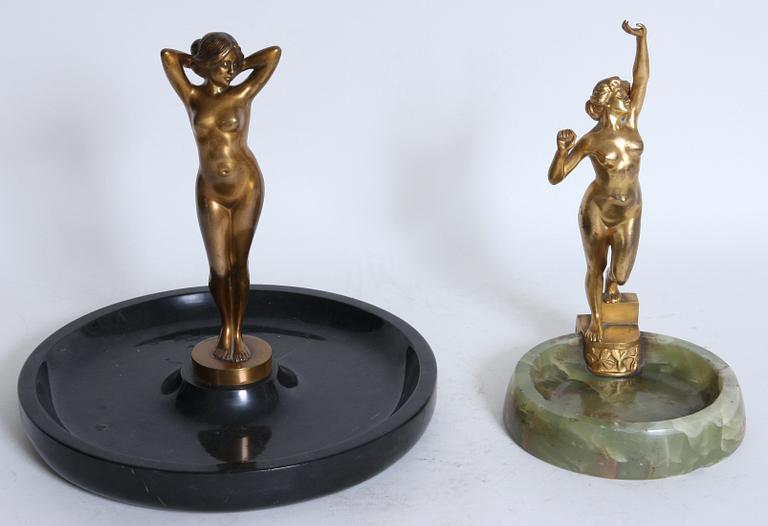 ASKFAT, 2 st, varav ett sign, 1900-talets första hälft.
