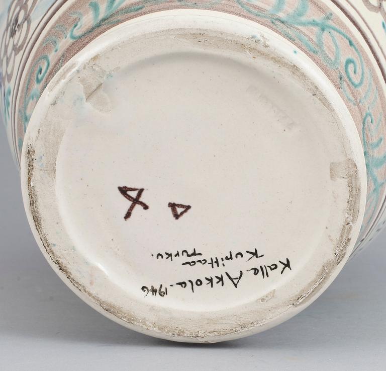 VAS, keramik, design Kalle Akkola, Kupittaa, Turku,  Finland, 1946.