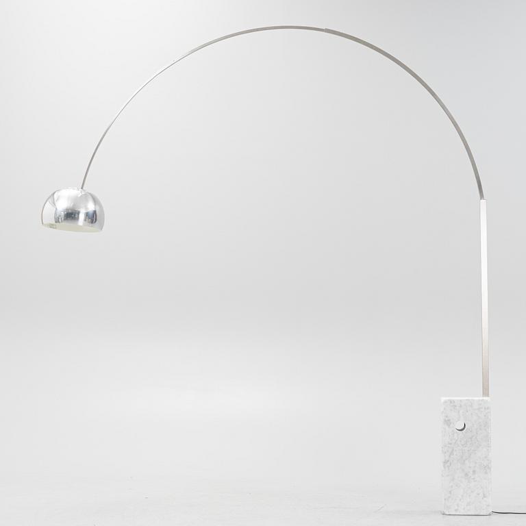 Achille & Pier Castiglioni, floor lamp, "Arco" for Flos, Italy, end of the 20th century.