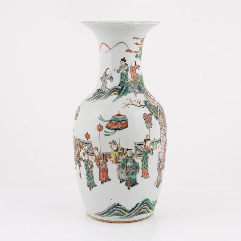 Vas, porslin, Kina, Qingdynasti, omkring år 1900.