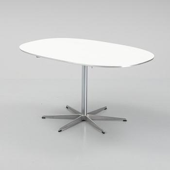 An Arne Jacobsen table for Fritz Hansen, Signed with label and dated 1985.