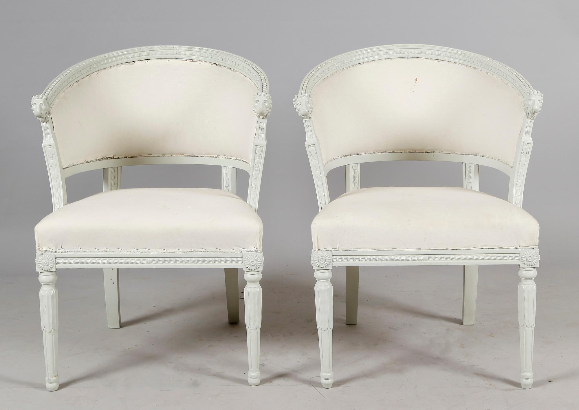 BALJFÅTÖLJER, 1 par, herrgårdstillverkning, empirestil, 1800-/1900-tal.