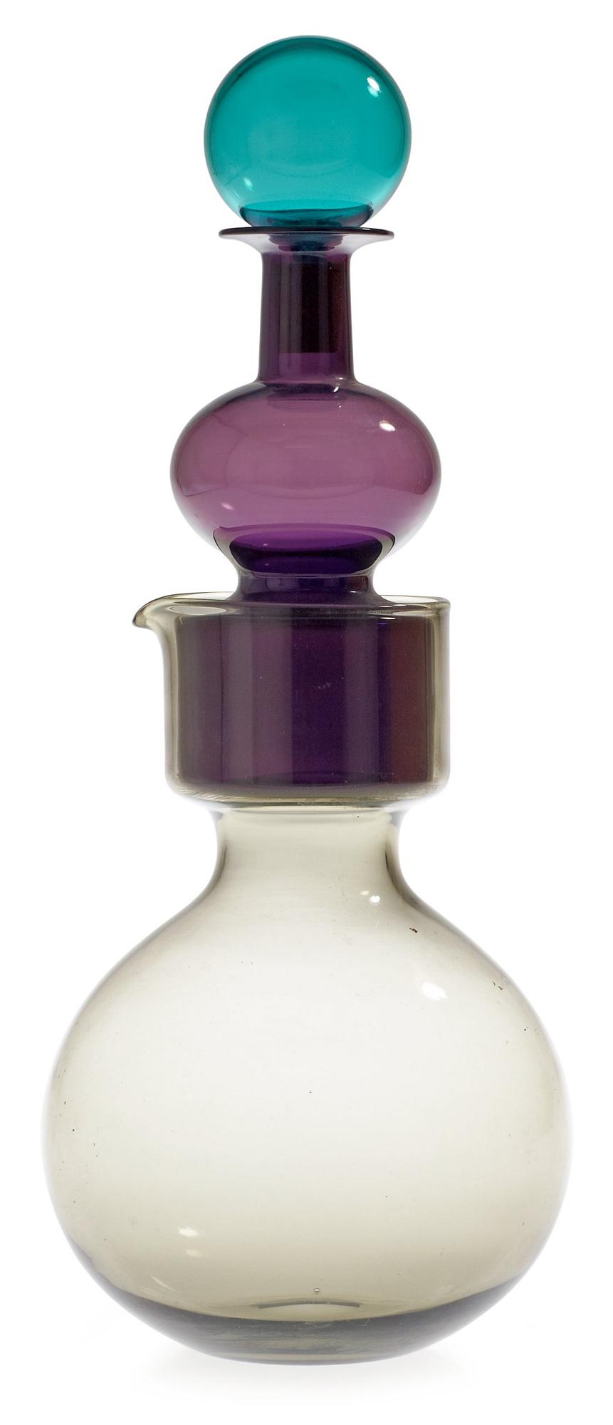 A Kaj Franck glass ewer, Nuutajärvi, Notsjö, Finland 1959.