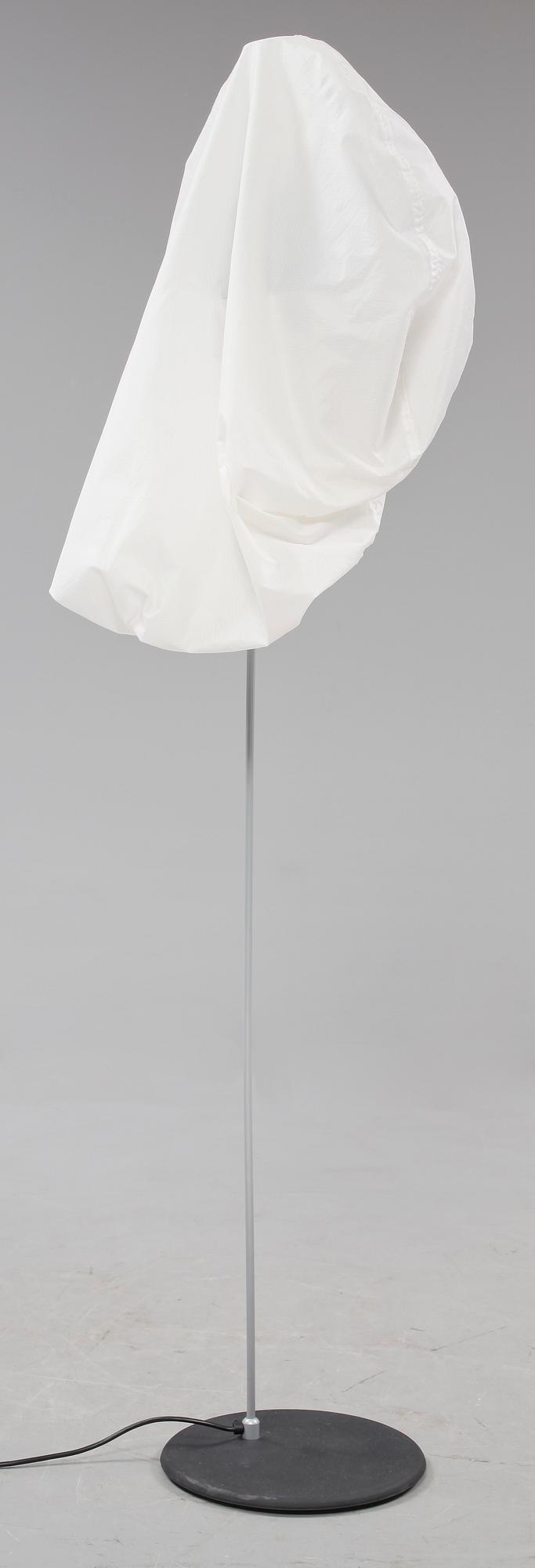 GOLVLAMPA, "Globlow", Snowcrash, Design Vesa Hinkola, Markus Nevalainen, Rane Vaskivuori, 1900-talets andra hälft.