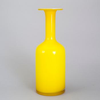 A OTTO BAUER GLASS VASE, Holmegaard, from the 1970th.