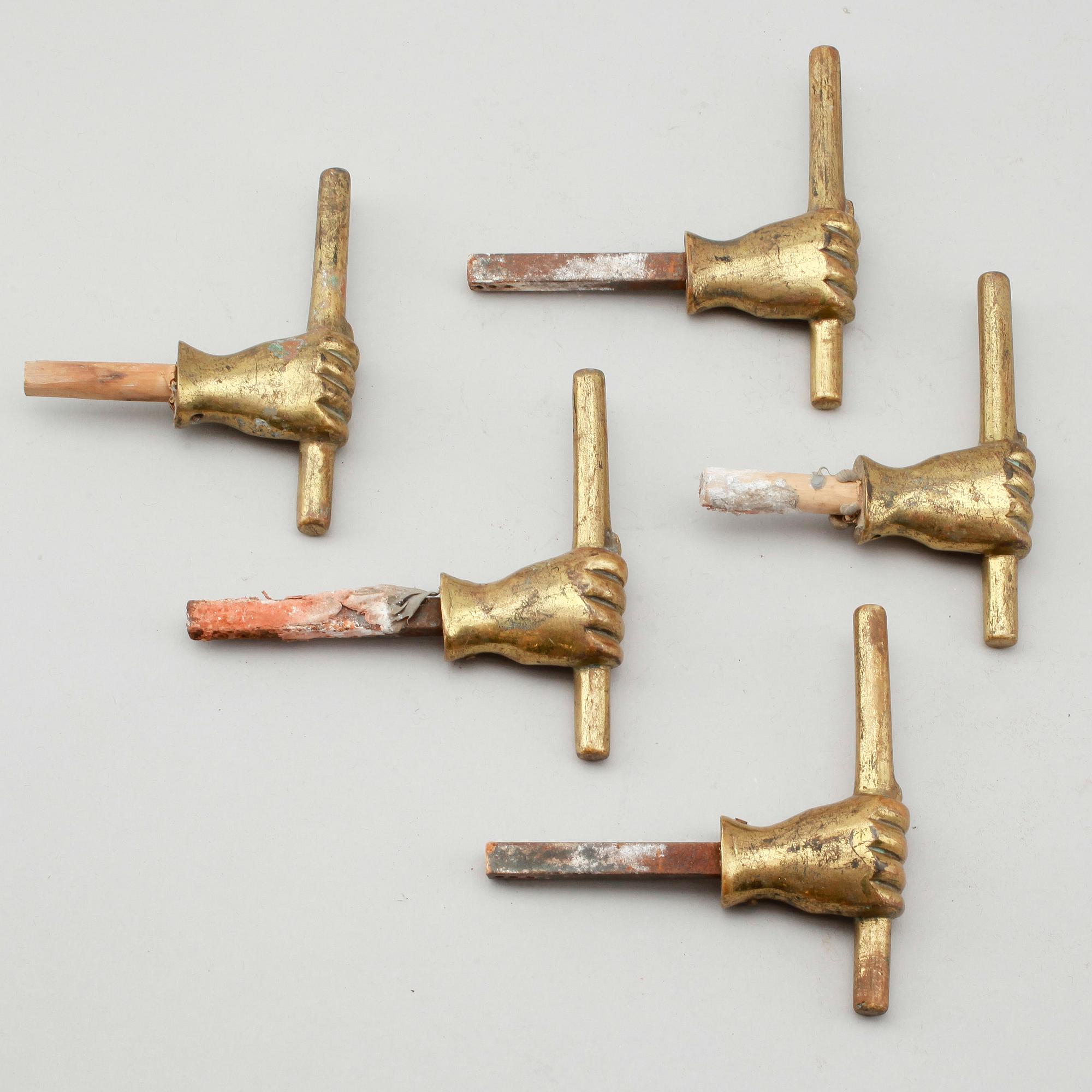 HANDTAG, 5 st, förgylld brons, 1800-talets andra hälft.