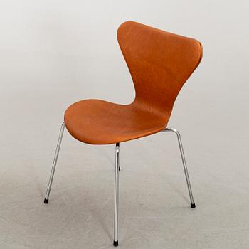 ARNE JACOBSEN, stolar 6 st, "Sjuan", Fritz Hansen, Danmark.