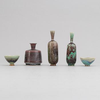 Berndt Friberg, a set of three miniature stoneware vases and two bowls, Gustavsbergs studio, mid 20th Century.