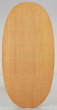 BORD, "Superelips", Design Bruno Mathsson och Piet Hein, Bruno Mathsson International AB, 1900-talets andra hälft.