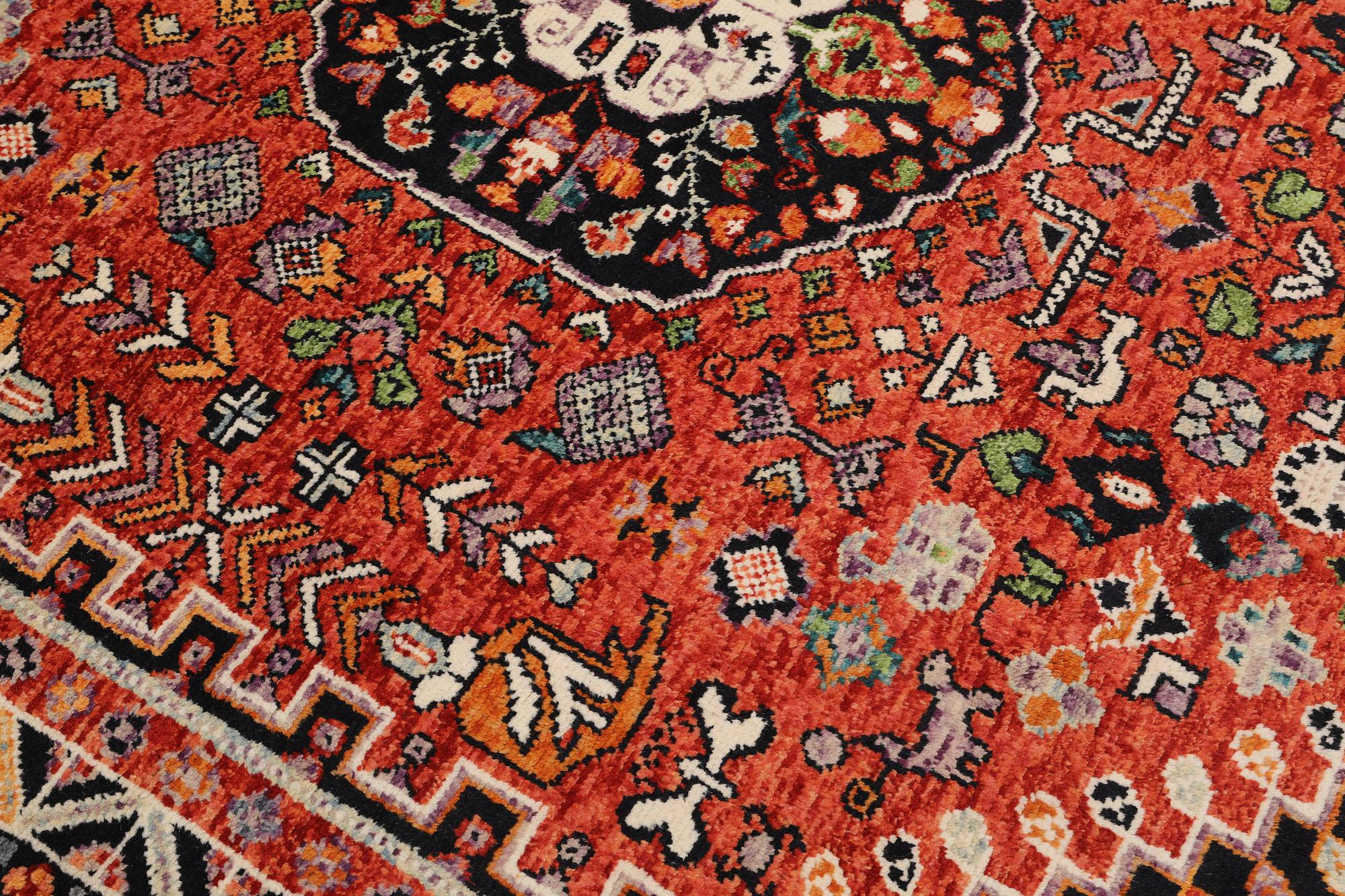 A Shirazi carpet, 299 x 200 cm.